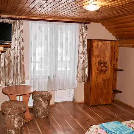 затишна домівка Hébergement de vacances *